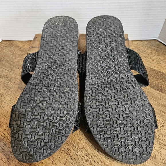 NWOT Torrid Sz 12 Black Glittery Strappy Slide Sandals with Buckles - Picture 3 of 9